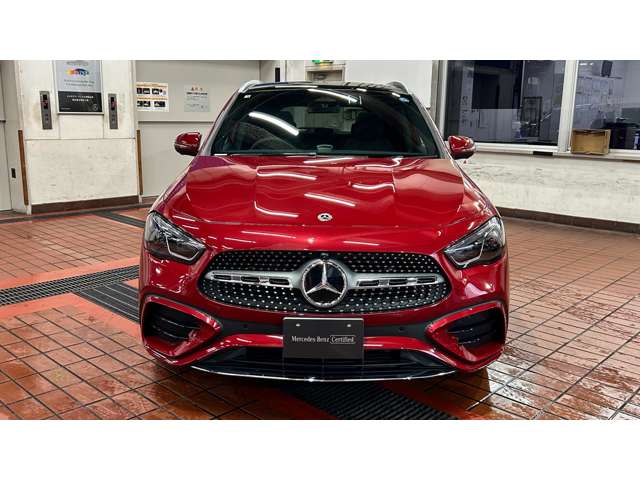 Mercedes-Benz GLA-Class 3