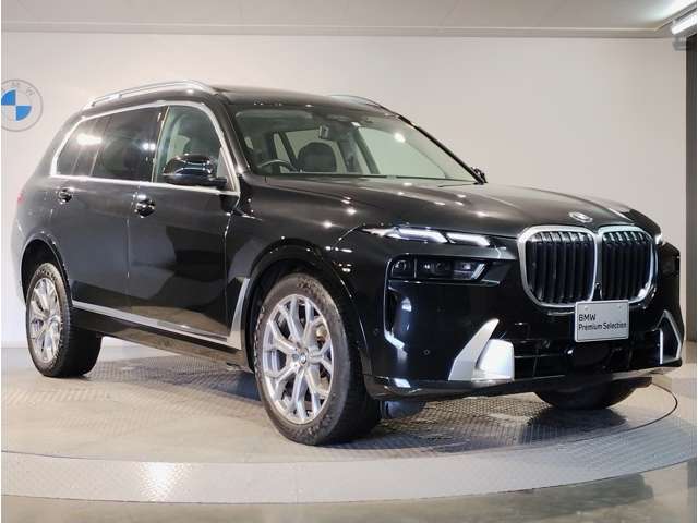 BMW X7 11