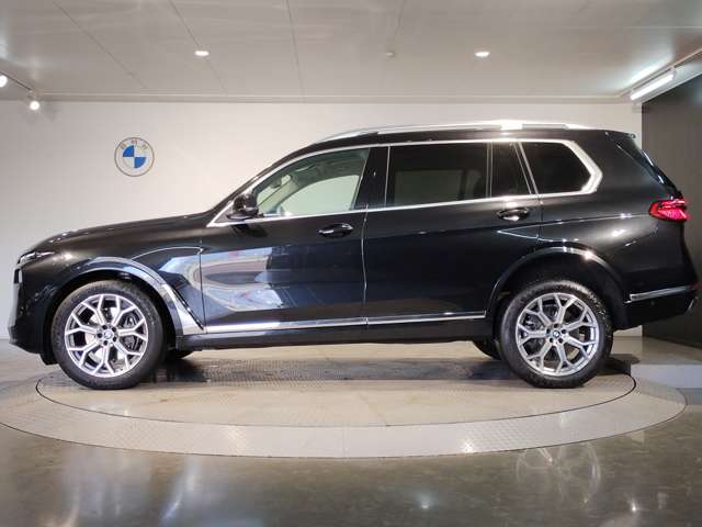 BMW X7 6