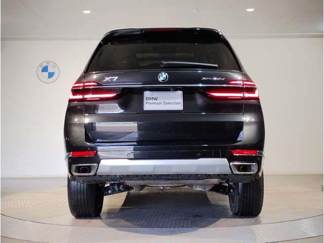 BMW X7 8