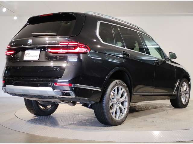 BMW X7 9