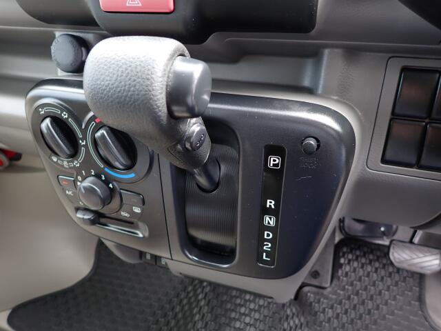 Suzuki Every 11