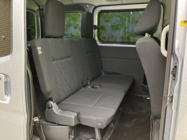 Daihatsu Atrai 7