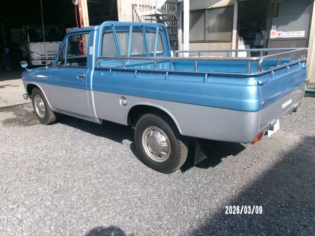 Toyota Hilux 7