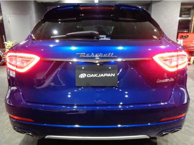 Maserati Levante 11