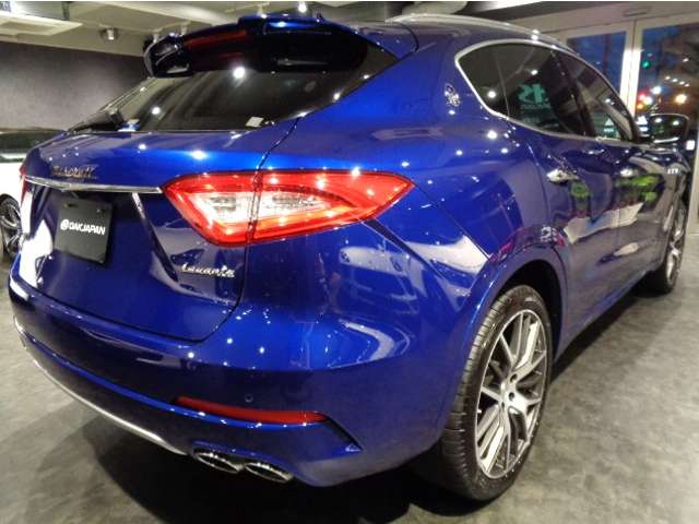 Maserati Levante 3