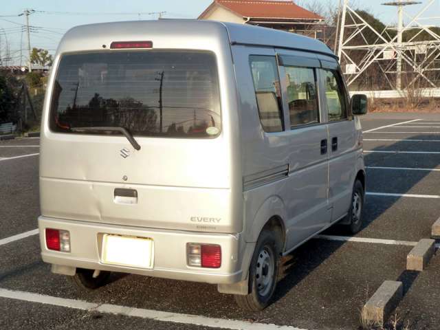 Suzuki Every 6
