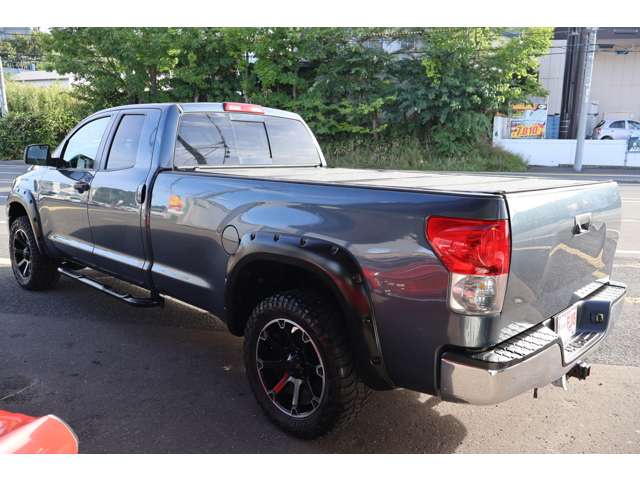 Toyota Tundra 5