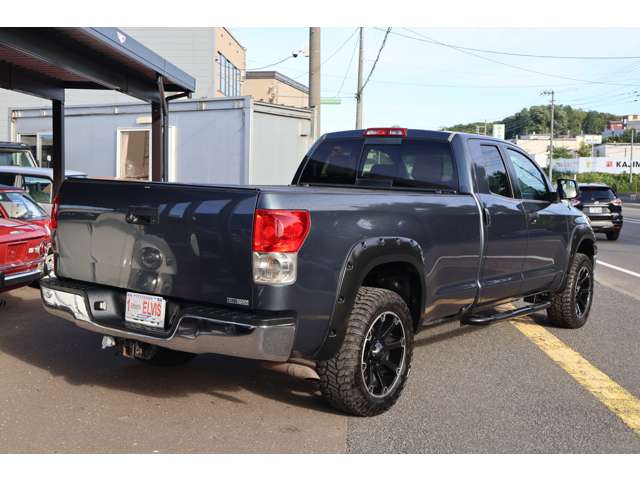Toyota Tundra 8