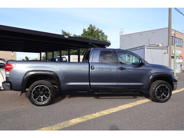 Toyota Tundra 10