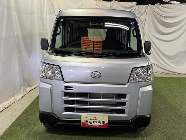 Daihatsu Hijet Cargo 3