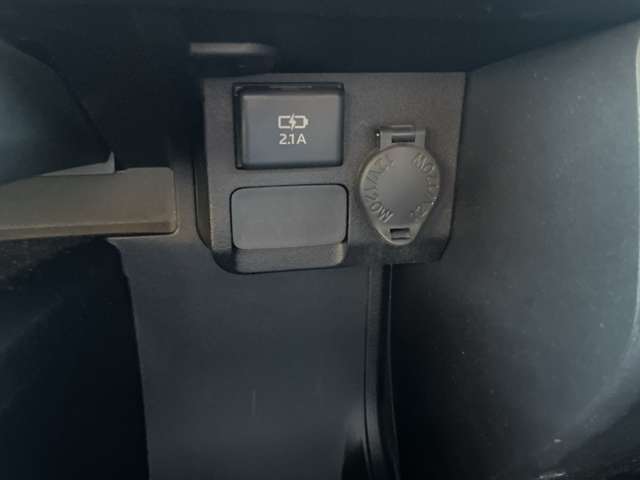 Toyota Probox Van 12