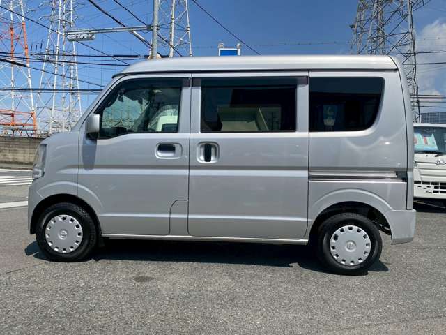 Nissan NV100 Clipper 7