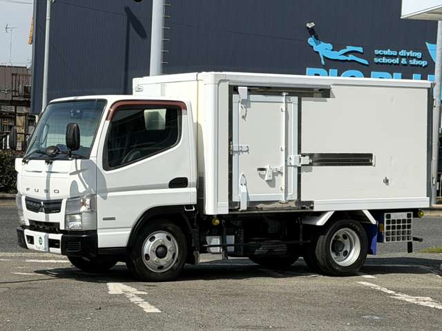 Mitsubishi Fuso Canter 2