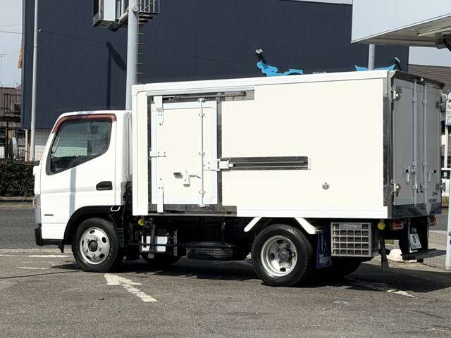 Mitsubishi Fuso Canter 4