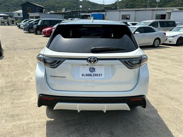 Toyota Harrier 4