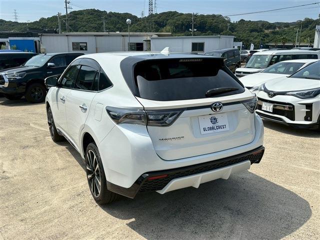 Toyota Harrier 5