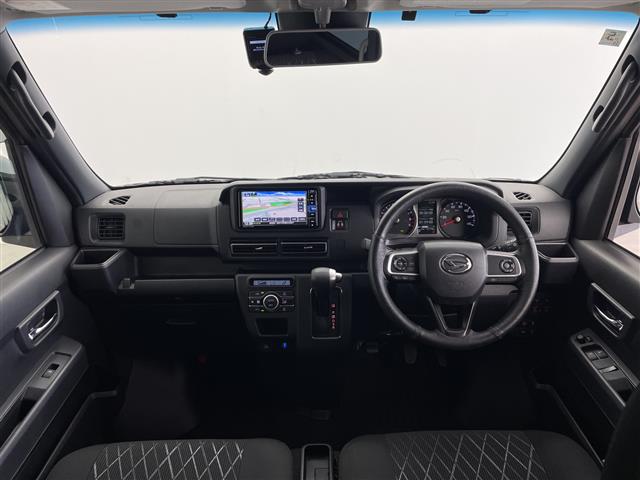 Daihatsu Atrai 4