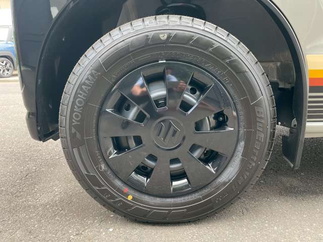 Suzuki Every 12