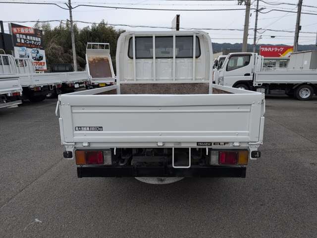 Isuzu Elf 12