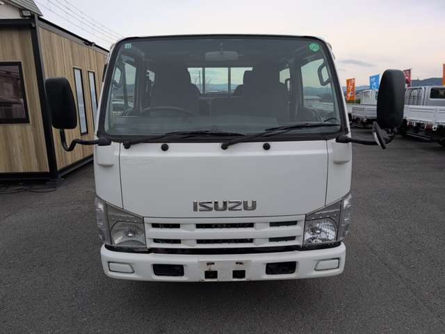 Isuzu Elf 9