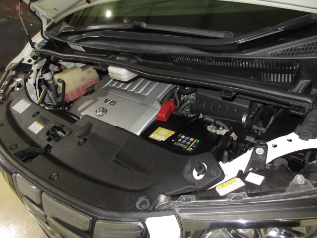 Toyota Alphard 2