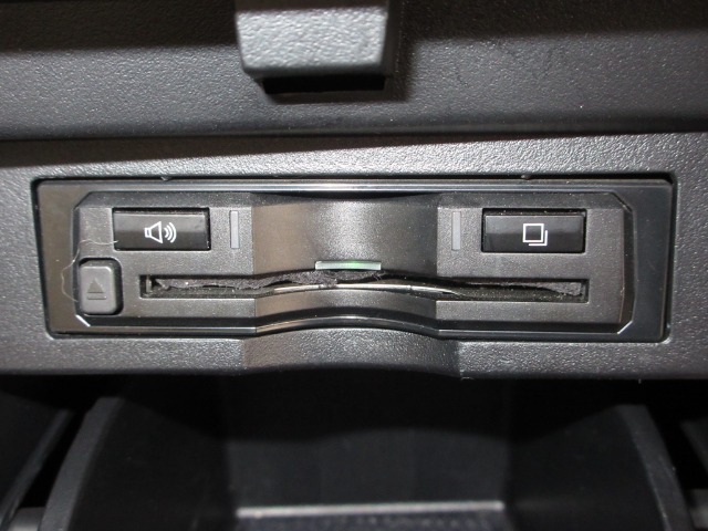 Toyota Alphard 6