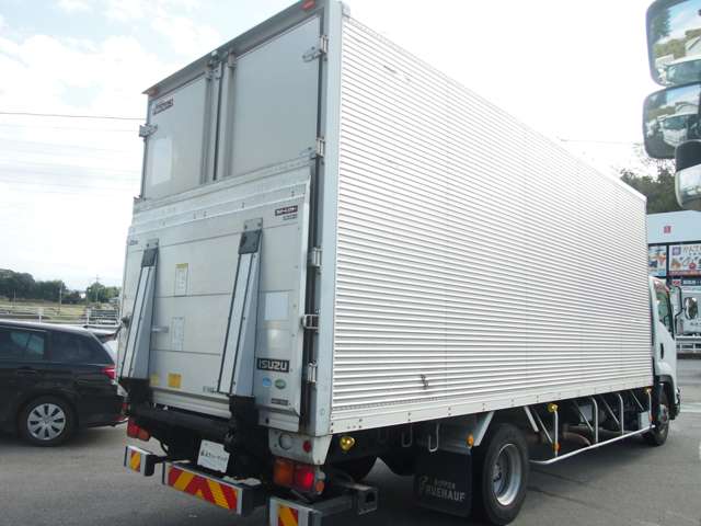 Isuzu Forward 10