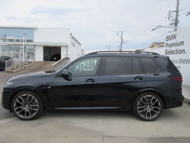 BMW X7 6