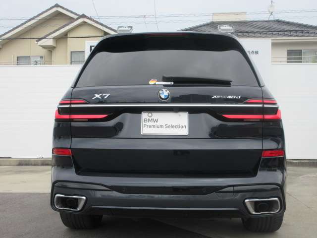 BMW X7 10