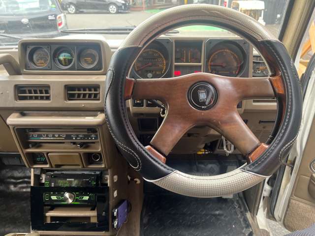 Mitsubishi Pajero 9