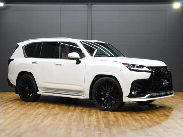 Lexus LX 9