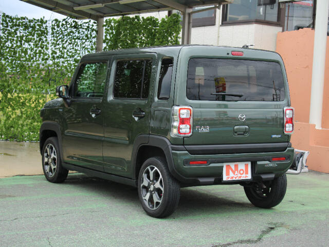 Mazda Flair Crossover 10