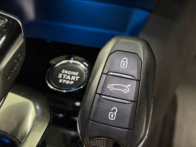 Peugeot 3008 7