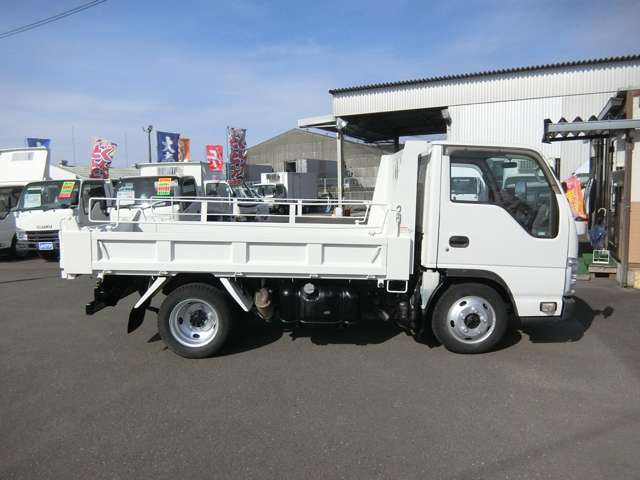 Isuzu Elf 9