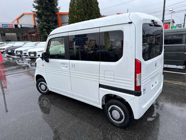 Honda N-VAN 9