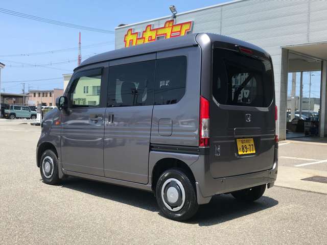 Honda N-VAN 12