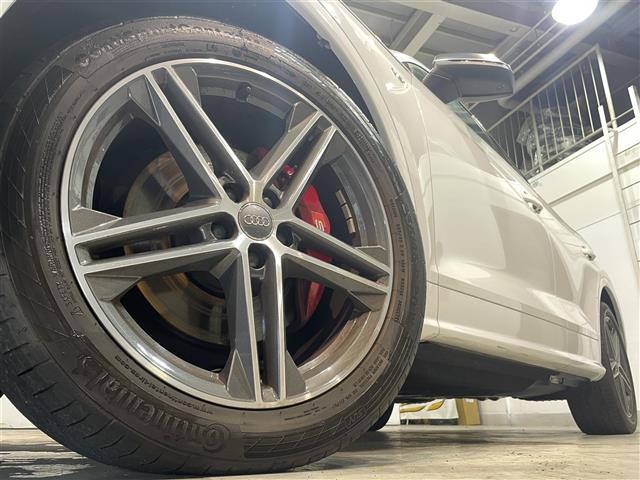 Audi SQ5 9