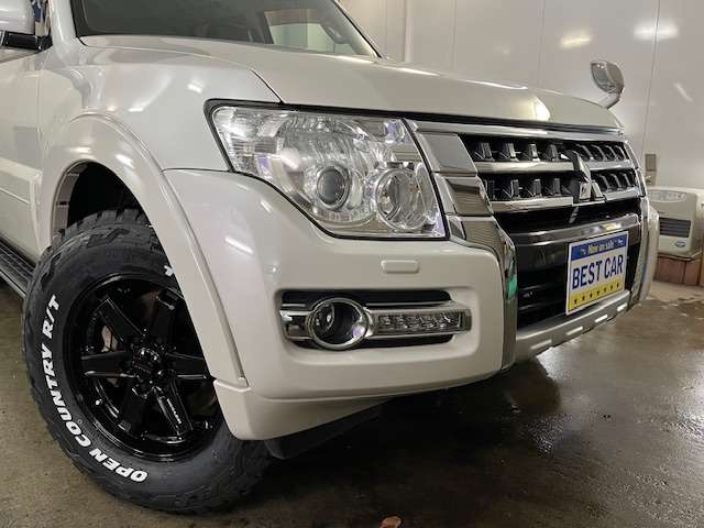 Mitsubishi Pajero 7