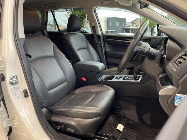 Subaru Legacy Outback 8