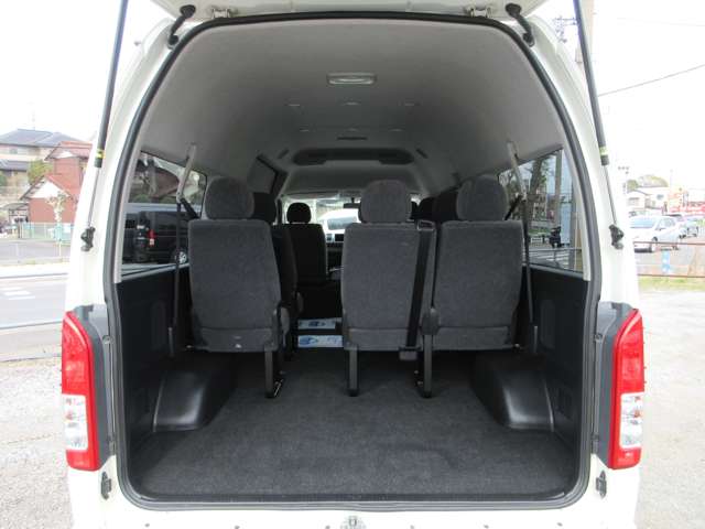 Toyota Hiace 10