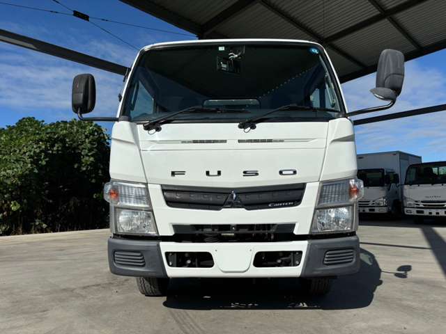 Mitsubishi Fuso Canter 2