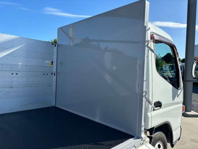 Mitsubishi Fuso Canter 10