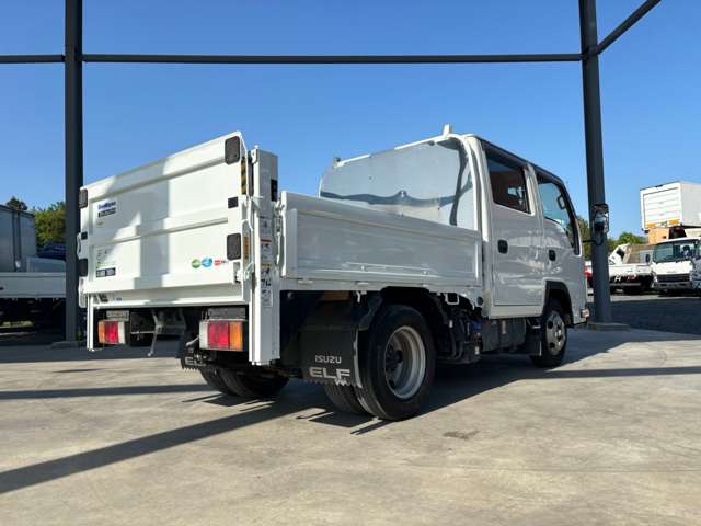 Isuzu Elf 5