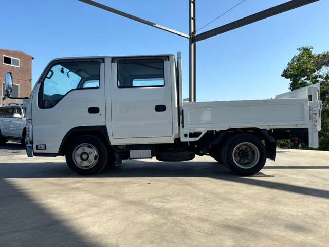 Isuzu Elf 8