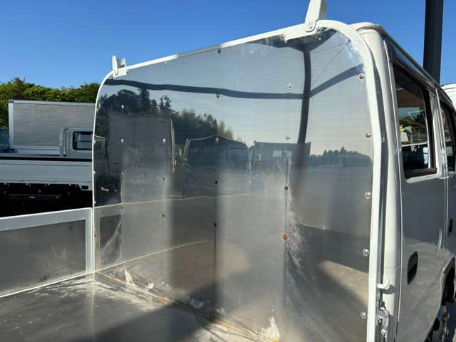 Isuzu Elf 9