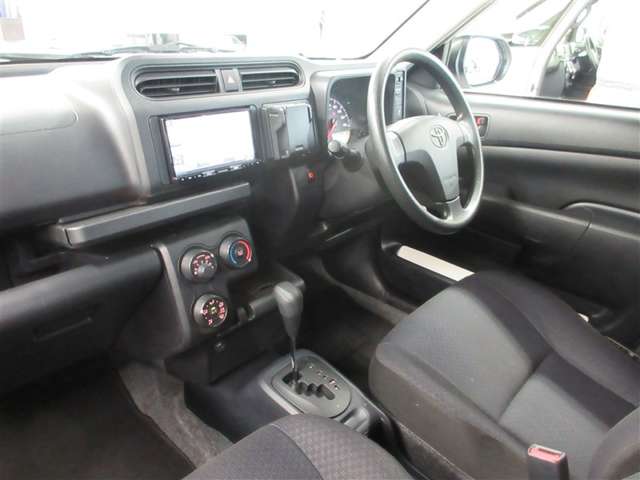 Toyota Probox Van 10