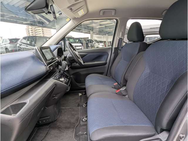 Mitsubishi eK X 9