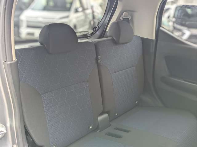 Mitsubishi eK X 10