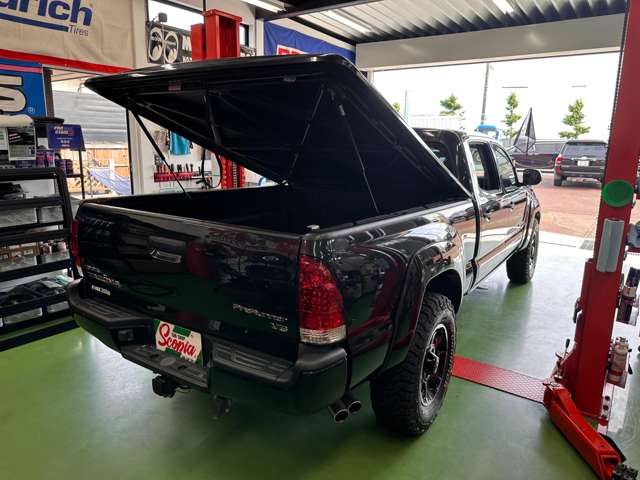 Toyota Tacoma 6
